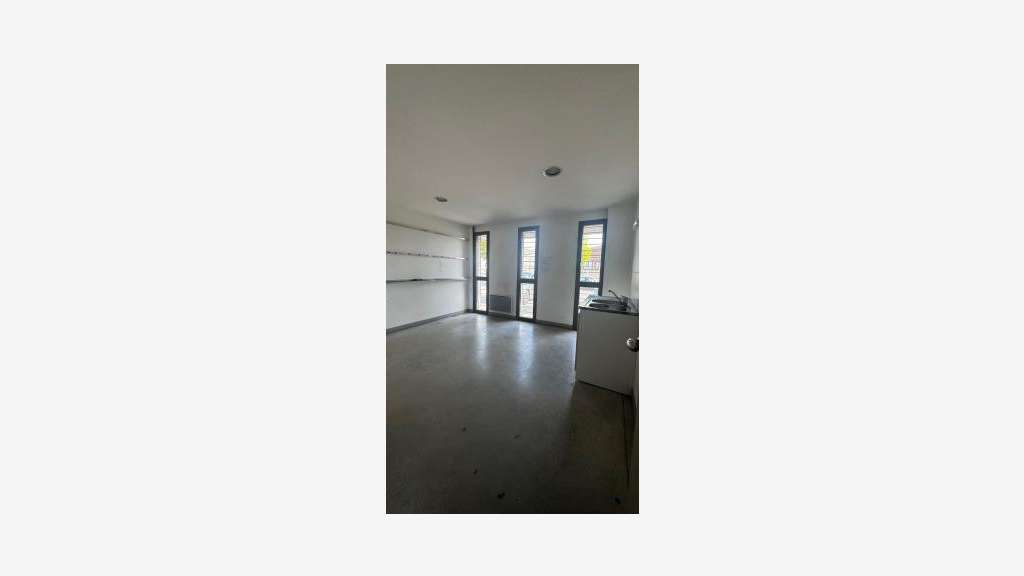 A louer local d'activité de 460m² à Perpignan Nord
