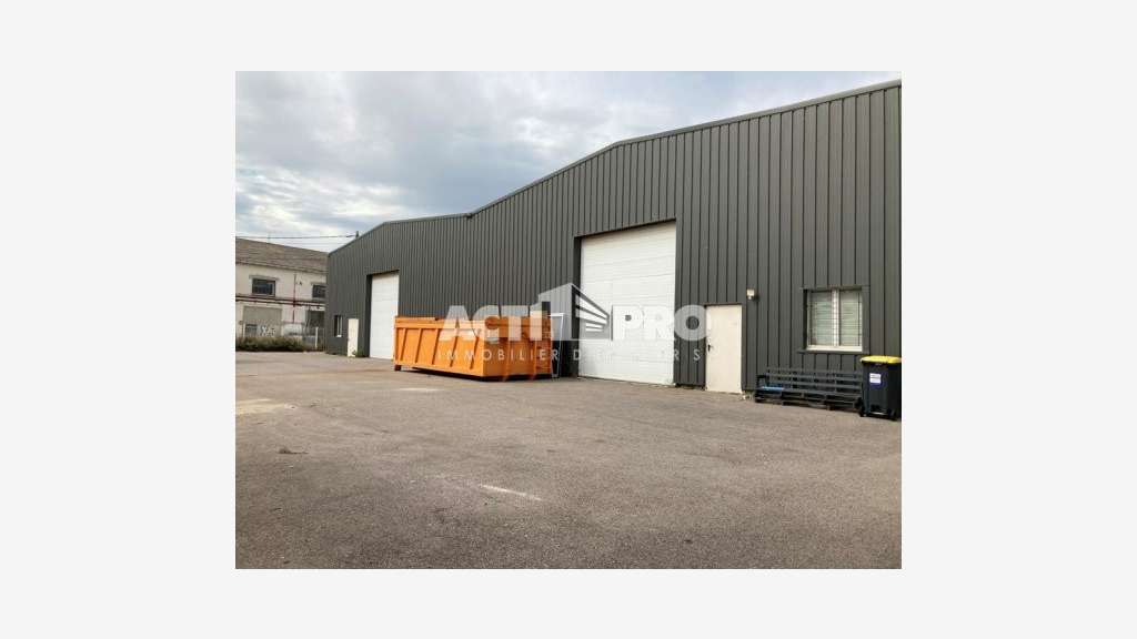 À louer entrepôt 300 m² idéalement situé Perpignan