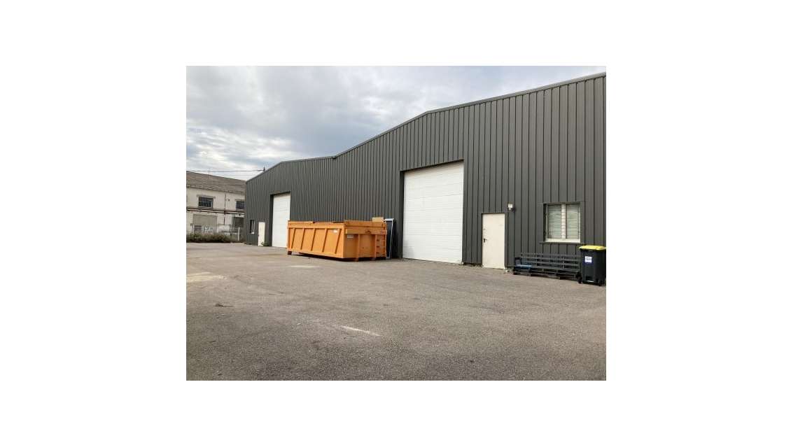 A louer entrepôt 300m² idéalement situé Perpignan