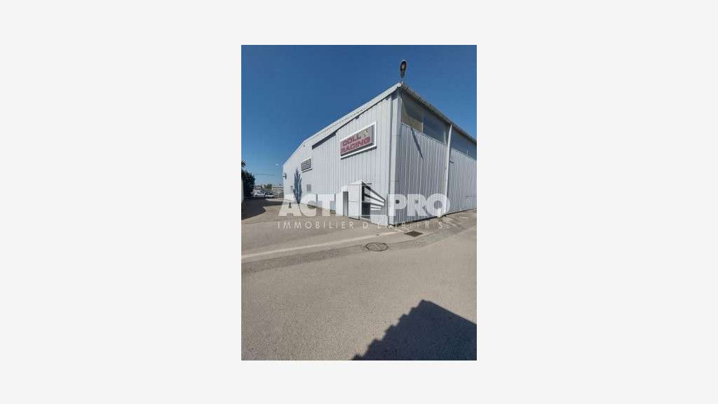 À louer entrepôt de 750 m² à Perpignan