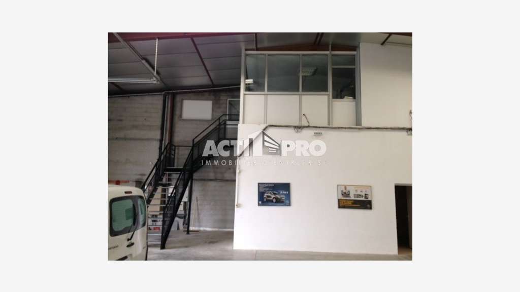 À louer local d'activité 340m² Perpignan