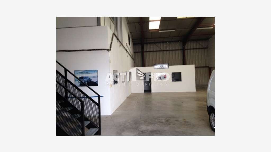 À louer local d'activité 340m² Perpignan