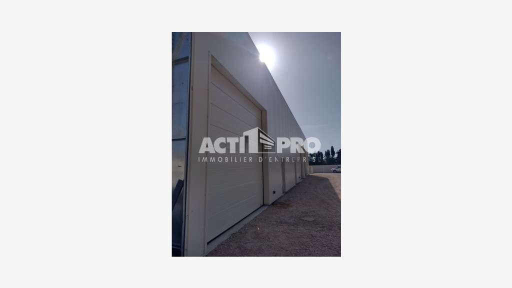 À louer entrepôt neuf de 200m² Perpignan Polygone