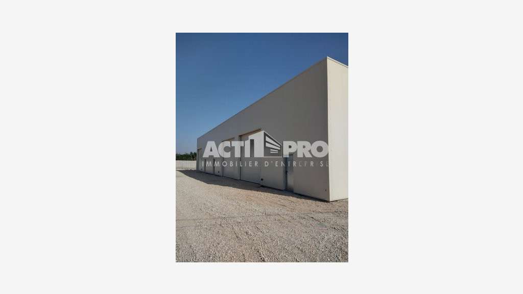 À louer entrepôt neuf de 200m² Perpignan Polygone