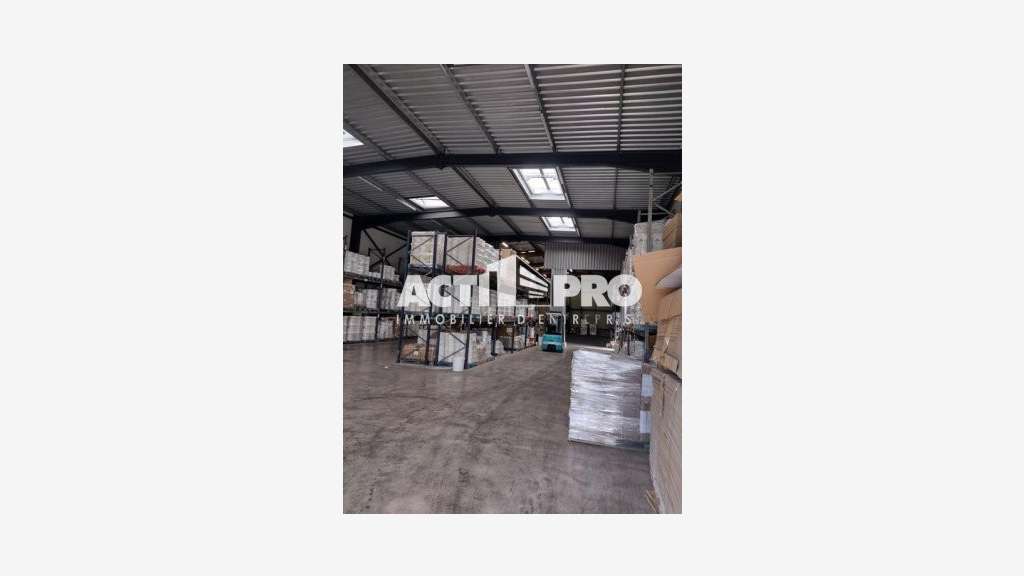 Entrepot - Pyrenees Orientales