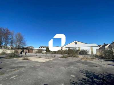 Location Locaux d'activités - Entrepôts à Persan