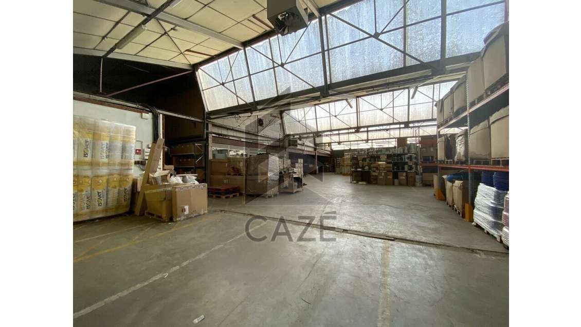 A louer bâtiment indépendant proche rocade Pessac