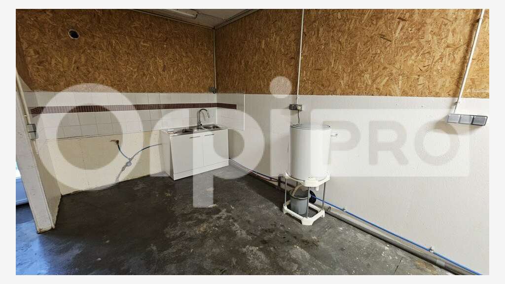 Entrepôt 30m² à louer à Pessac