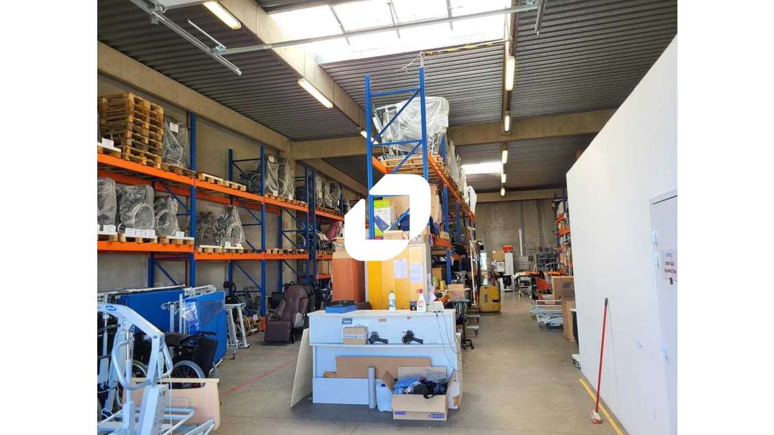 A louer Local d'activité 437m² Pessac