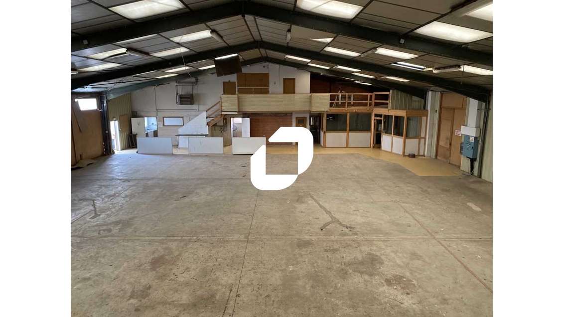 A louer Local d'activité 620m² Pessac