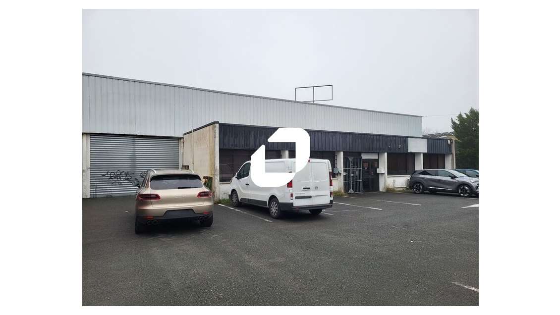A louer Local d'activité 414m² Pessac