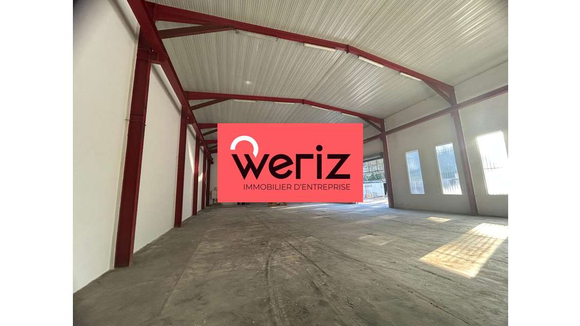 Location locaux d'activité 430m² à Peypin