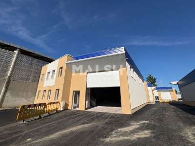 Location Locaux d'activités - Entrepôts à Pierre-Bénite