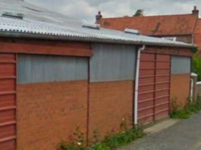 Entrepôt logistique 230m² à louer à Pihem (62)