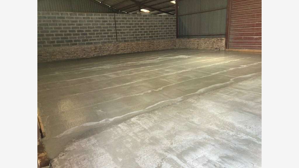 Entrepôt logistique 230m² à louer à Pihem (62)