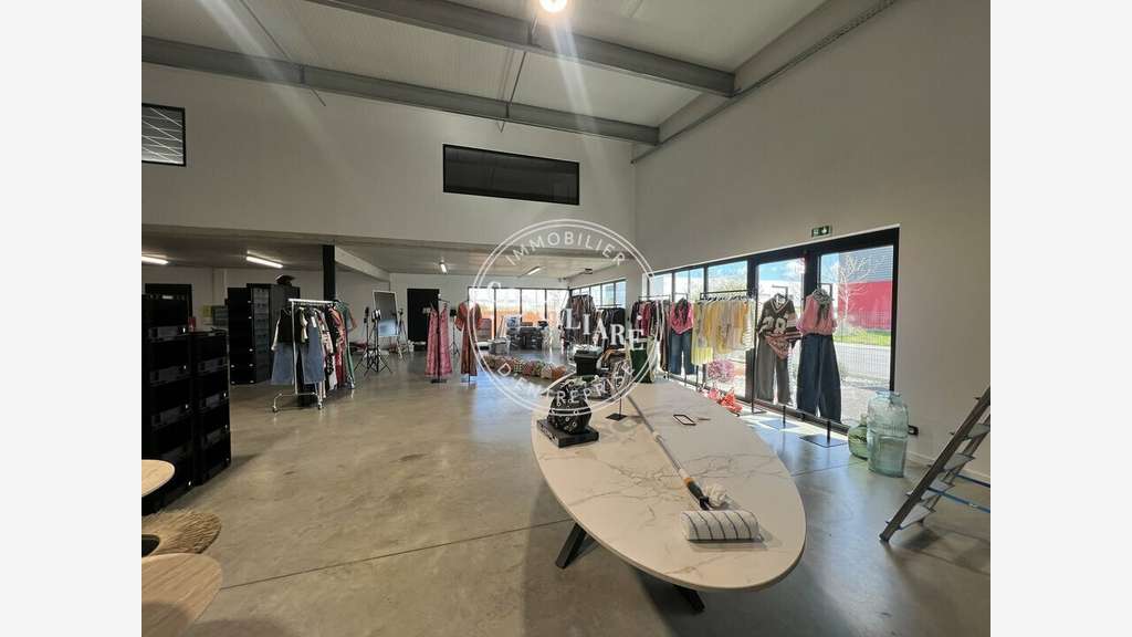 Local d'activités 280m² à louer Plaisance-du-Touch