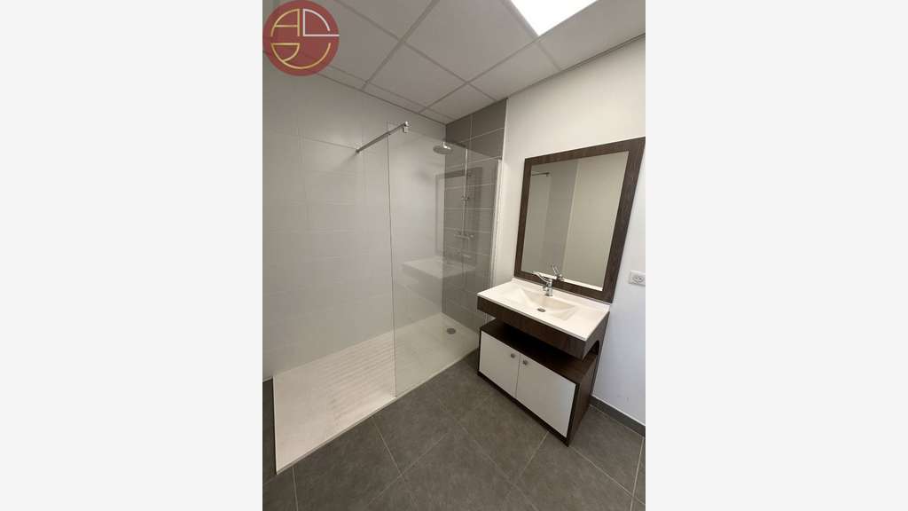Location local activité 280m² à Plaisance-du-Touch