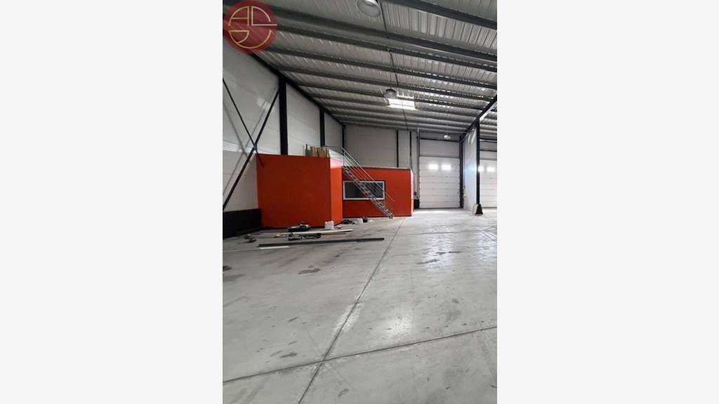 A louer entrepôt 255m² à Plaisance-du-Touch