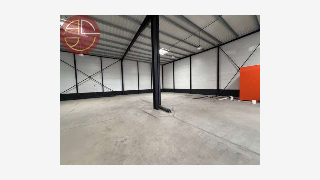 A louer entrepôt 255m² à Plaisance-du-Touch