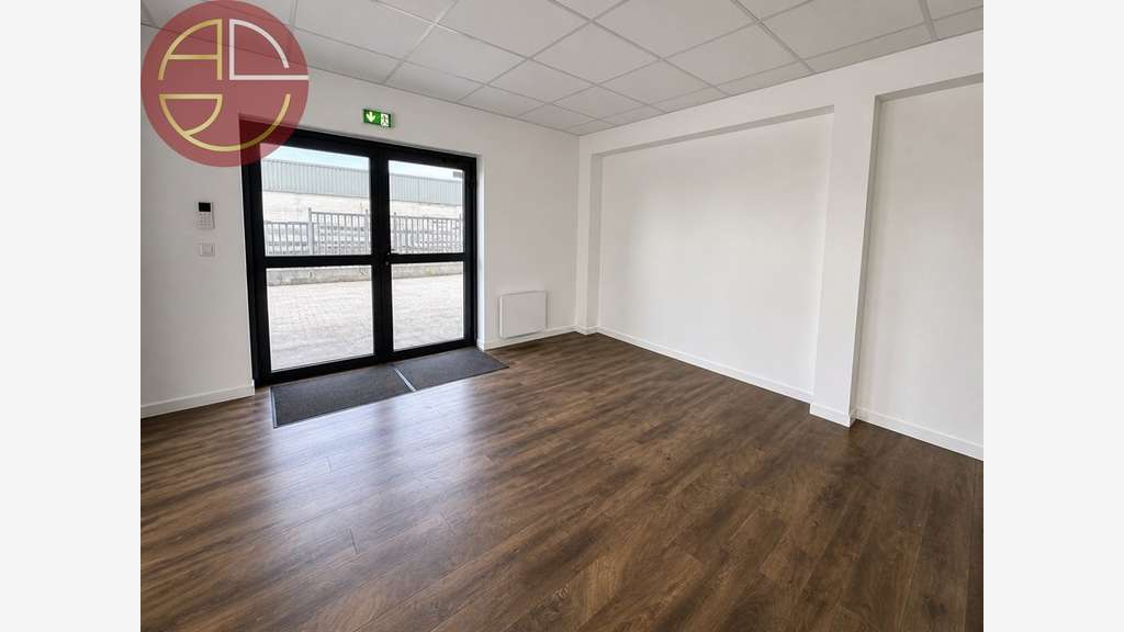 A louer entrepôt 385m² à Plaisance-du-Touch