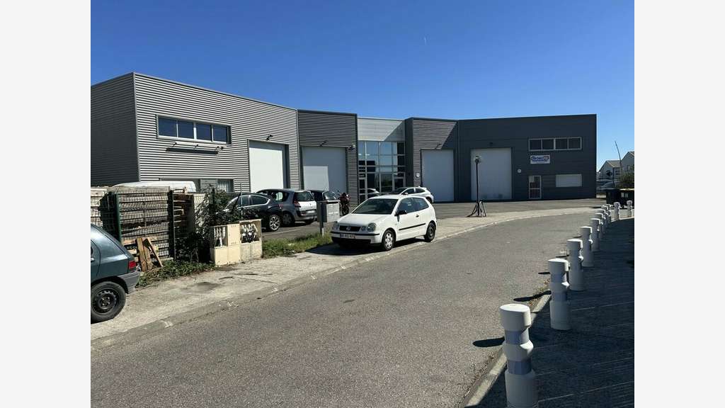 Local d'activité 266m² à louer Plaisance du Touch