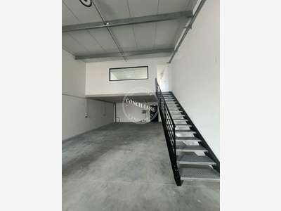 Location entrepôt 140m² à Plaisance du Touch