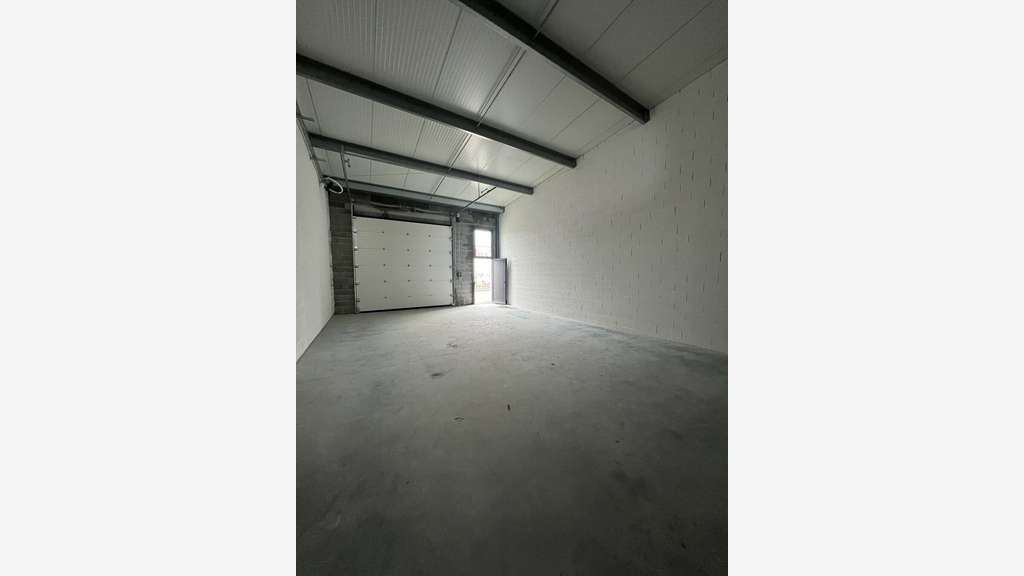 Location entrepôt 140m² à Plaisance du Touch