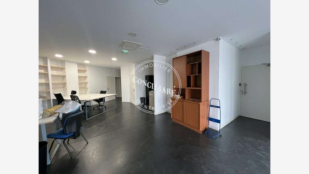 Loue local professionnel 190m² Plaisance-du-Touch