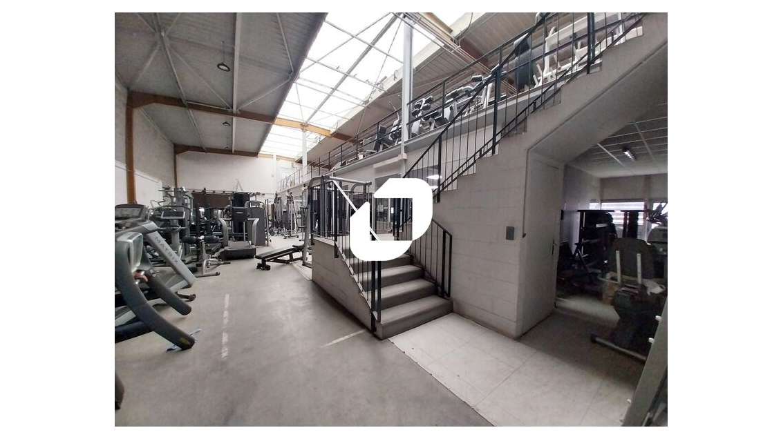 A louer Local d'activité 686m² Plaisir