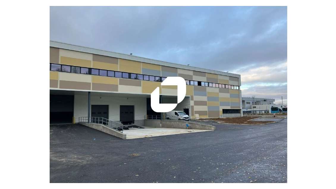 A louer Local d'activité 1586m² Plaisir
