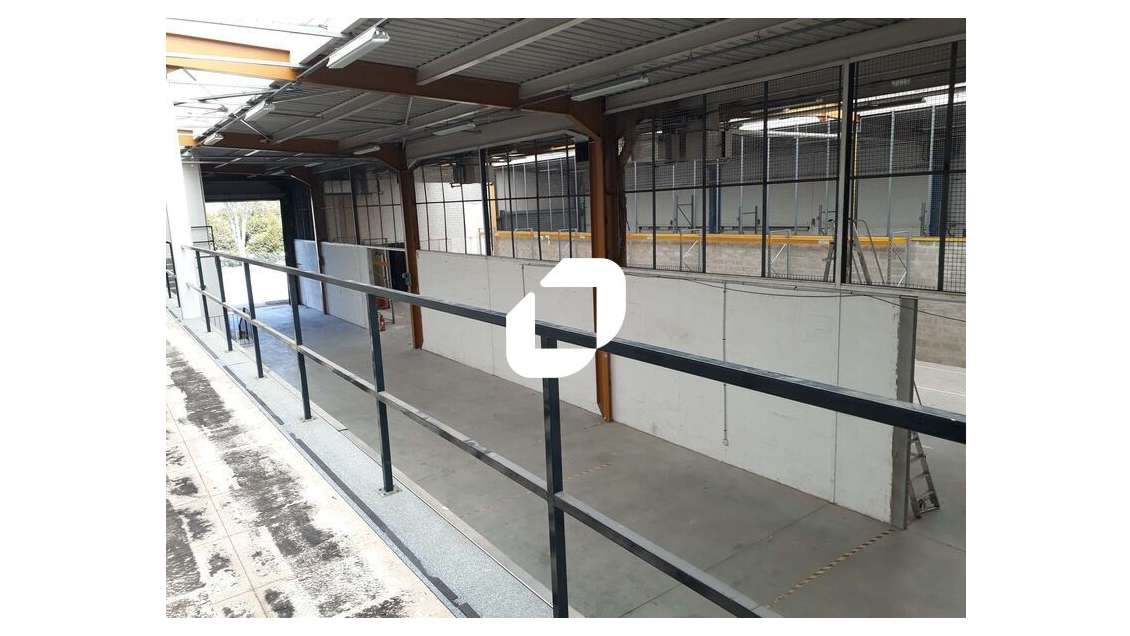 A louer Local d'activité 686m² Plaisir