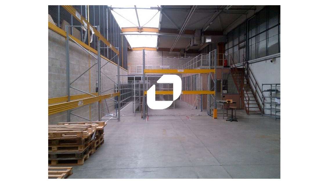 A louer Local d'activité 521m² Plaisir