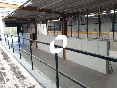 A louer Local d'activité 686m² Plaisir