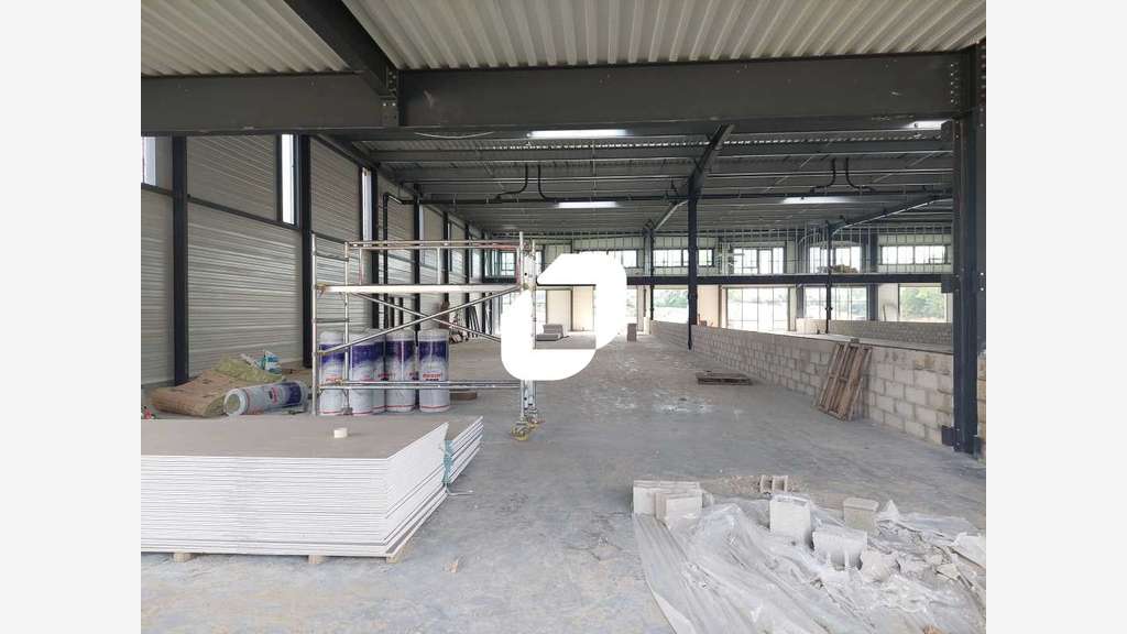 A louer Local d'activité 774m² Plaisir