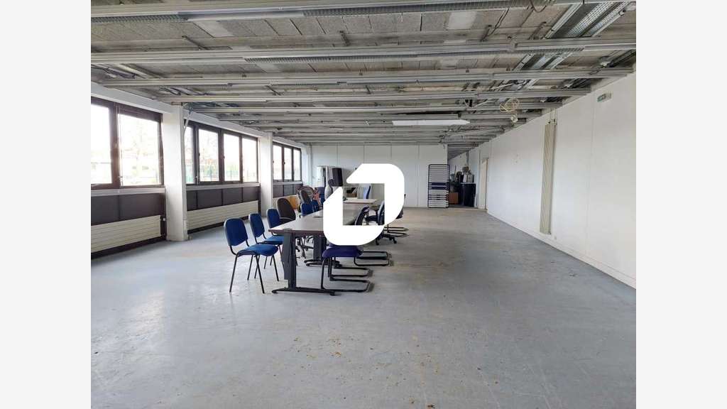 A louer Local d'activité 3000m² Plaisir
