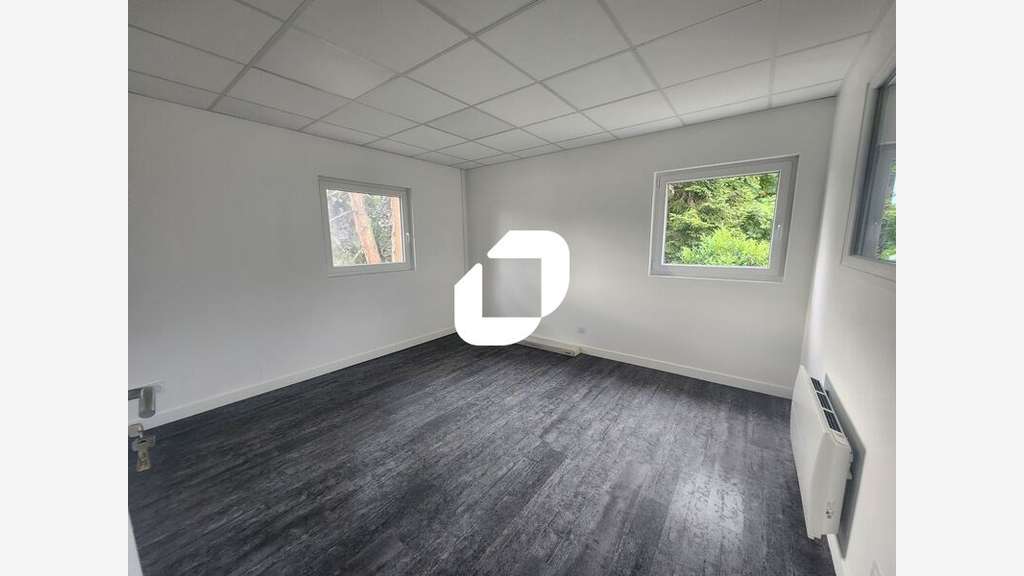 A louer Local d'activité 185m² Plaisir