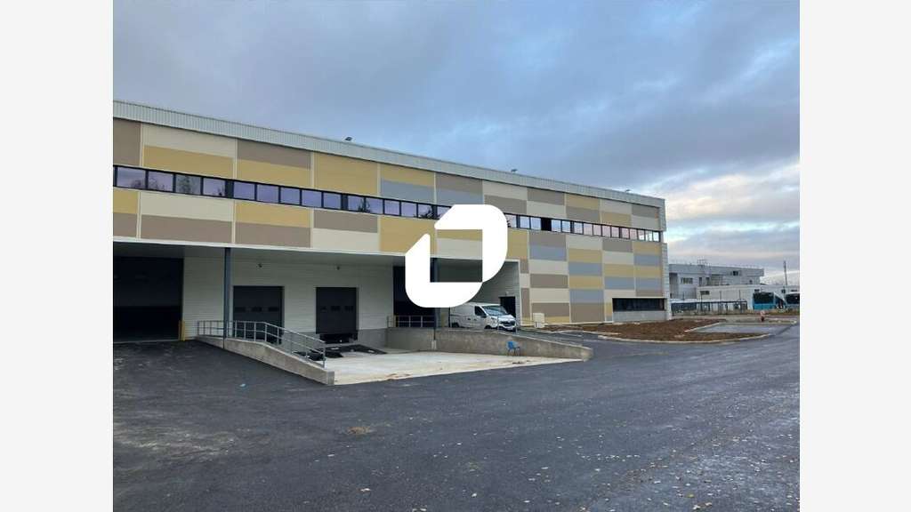 A louer Local d'activité 3172m² Plaisir