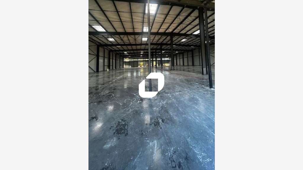 A louer Local d'activité 3172m² Plaisir