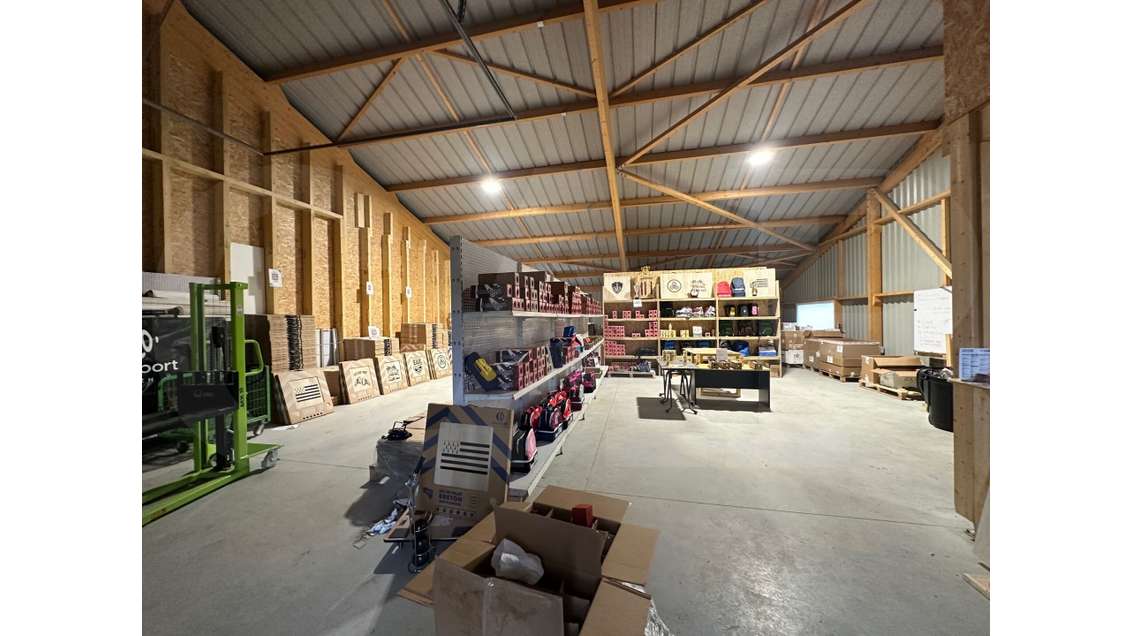 A louer local d’activité 213m² à Plélo RN12