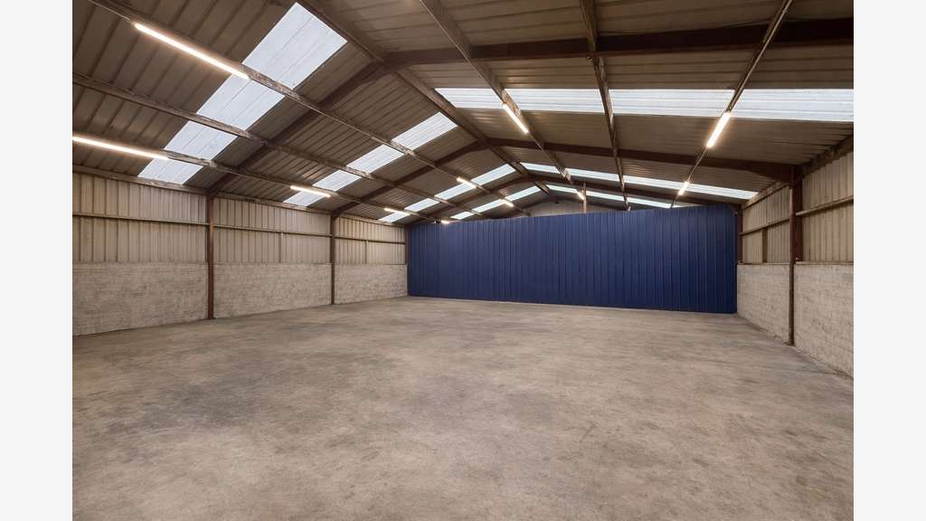 EXCLUSIVITE - Local d'activité - 600 m2