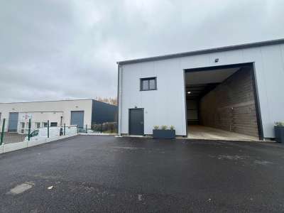 Entrepôt neuf à louer de 200m² à Plesnois (57)