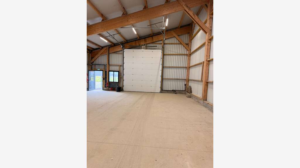 Local d'activité Pleudaniel 320 m2