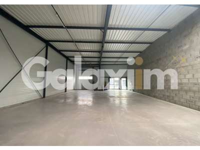 Location Locaux d'activités - Entrepôts à Pleumeleuc