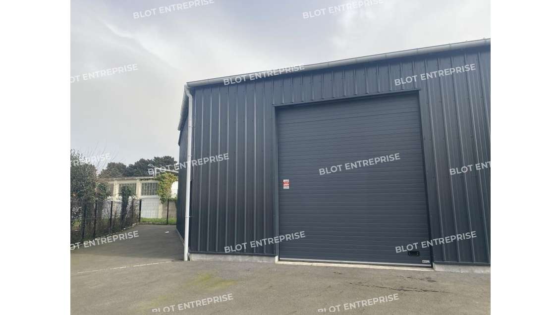 A louer cellule d'activités 135m² à Pleurtuit