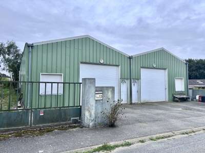 A louer local professionnel 102m² à Ploemeur 