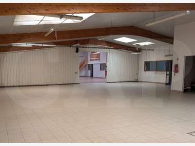 AV ou AL bâtiment d'activités 700m² à Vannes Ouest