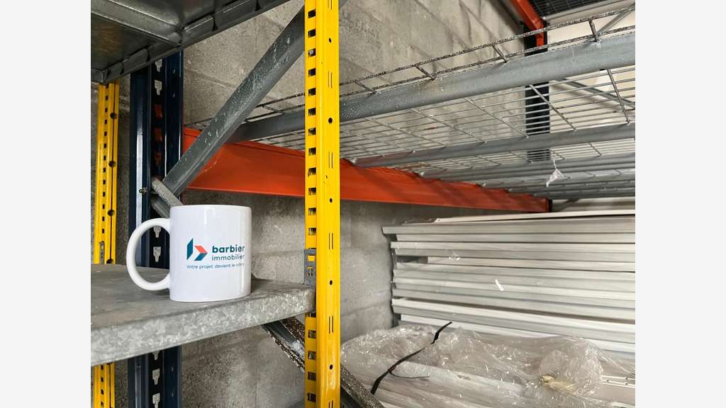 Loue local d'activité de 285m² à Vannes Ouest
