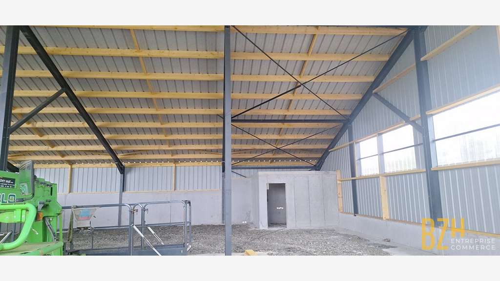 Location local de stockage 430m² à Ploërmel