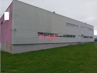A louer local d'activité 335m² à Plomelin  