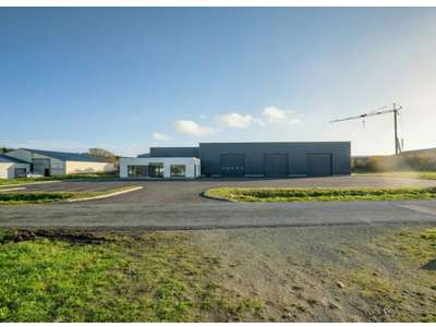 Location Locaux d'activités - Entrepôts à Plomeur